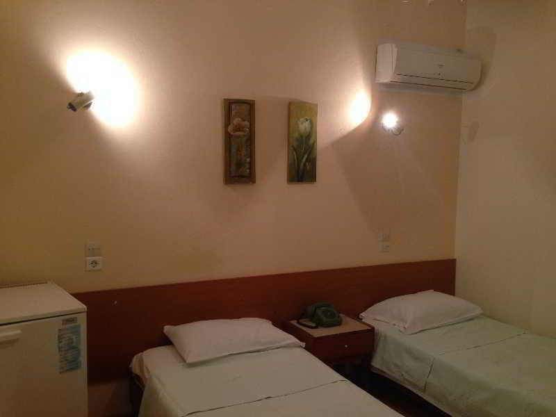 Noufara Hotel كامينا فورلا المظهر الخارجي الصورة