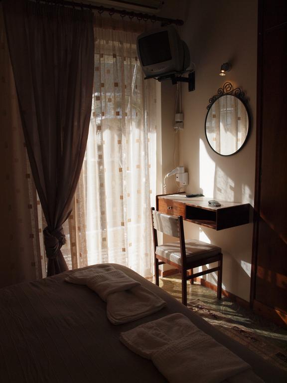 Noufara Hotel كامينا فورلا المظهر الخارجي الصورة