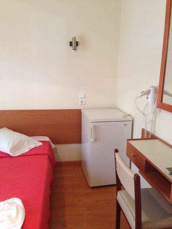 Noufara Hotel كامينا فورلا المظهر الخارجي الصورة